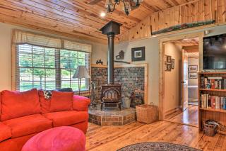 Blue Ridge Parkway House with Mountain Scenery! - Glade Valley - 7