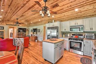 Blue Ridge Parkway House with Mountain Scenery! - Glade Valley - 4