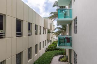 The Tides Ocean Luxury Suites - 8