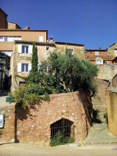 L étoile - Roussillon - 0