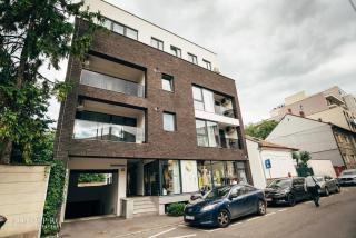ZEN Central Apartments - 9