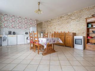 Vintage holiday home with private garden - Nouart - 5