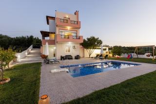 Marina Villa, a nature inspiring retreat - Perama - 0