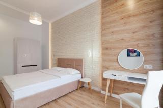 LEOGRAND Three Bedrooms VIP Apartments on Kniazia Romana 12 - Lviv - 9