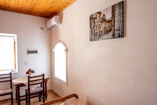 Guest House Garden - 6