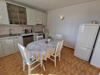 Turina Apartments - Makarska - 1