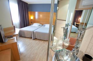 Hotel Plaza - 3