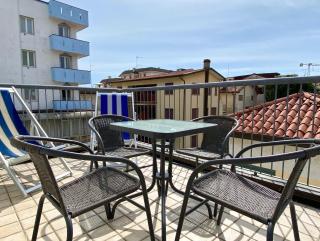 Villa Santin Carraro Immobiliare - Family Apartments - Lido di Jesolo - 2