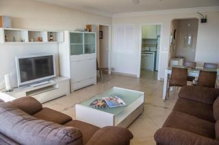 Hamilton Court - 8