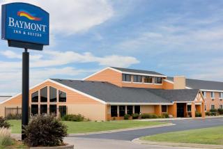 Baymont by Wyndham Marshalltown - 0