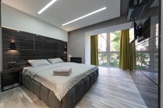 Luxrent Kreshatik Arenacity SkyBar - Kiew - 4
