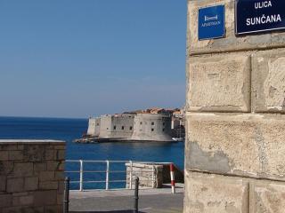 The Beachfront Dubrovnik Old Town - Dubrovnik - 4