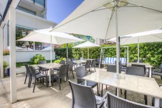 Hotel Taunus - Vista Mare - Riccione - 4