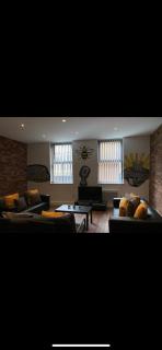 Spacious Shude Hill Apartment With Balcony - 4