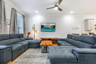 Fully Upgraded Urban Retreat with Pool - New Orleans - 0