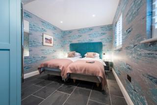 Iris 5 Star Gold Award Luxury Cottage - 4