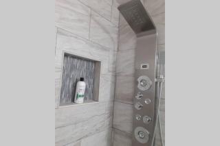 Lovely oasis with private swimming pool 4,6,8 f deep - Gulf Breeze - 4