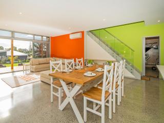 A Slice of Summer - Whangapoua Holiday Home - Whangapoua - 3