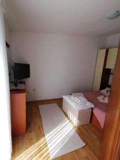 Apartment Krmpotić - Vir - 1