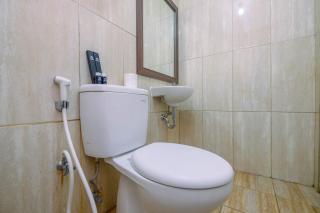 Modern Style Studio Apartment at Azalea Suites with City View By Travelio - Bekasi - 5