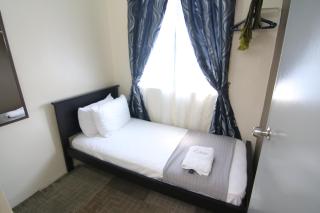 Homestay Hj Esmon 3 UTHM Parit Raja - Parit Raja - 2