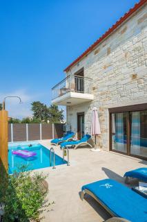 Villa Rebecca - Agia Marina - 1