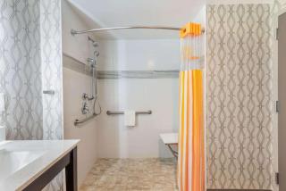 La Quinta by Wyndham Aberdeen-APG - 2