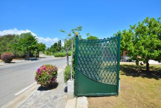 IzzHome Nora Beach - 1