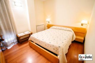 Apartamentos Turísticos La Peña - 1