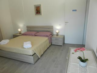 Appartamenti Via Cortonese 1 - 3