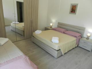 Appartamenti Via Cortonese 1 - 4