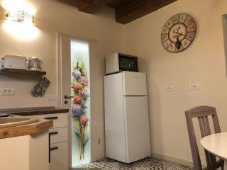 Seek and Hide - Little Julia's Hideaway - 1