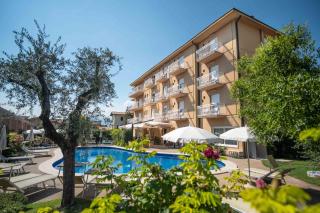 Hotel Romeo - Torri del Benaco - 9