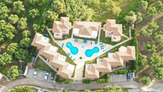 Kalamaki Court Villas Unit9 - 9