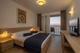Poseidon The Beach Hotel - 1