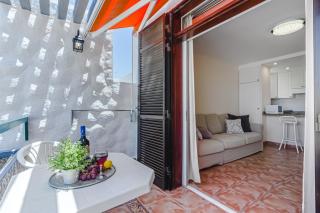 apartment APART AMERICA - 150 meters from the beach, free Wi-Fi - Arona - 9