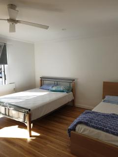 DIANELLA Budget Rooms Happy Place to Stay - Perth - 4