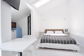White Door Apartments Mansard Heart of Odessa 2 - Odessa - 4