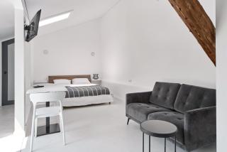 White Door Apartments Mansard Heart of Odessa 2 - Odessa - 7
