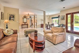 Home with Pool in Upscale Pinecrest Village - Miami - 7