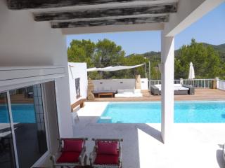 Villa in Cala Tarida with swimming pool - Cala Tarida - 3