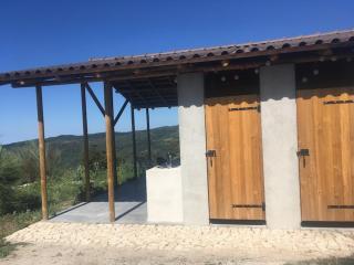 Private Mountain Log Cabin with amazing panoramic sunset views at small scale nature resort - 9