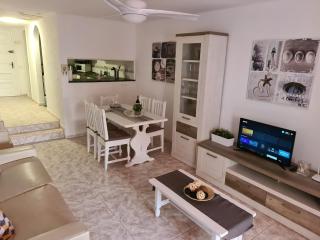 Duplex Parque Santiago 2 close to pool, sea + beach, central, Wifi, heated pool - 1