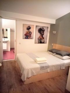 Central Guesthouse - Bucharest - 4
