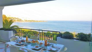 LUXURY APARTMENT FRONTAL BEACH in Doncella Beach - Estepona - 8