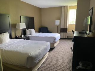 Jonestown Inn - 2