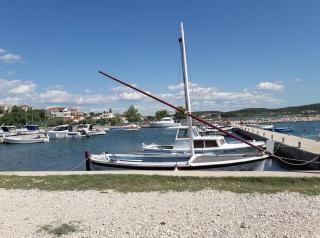 Apartment 4 Persons - direct by the sea, 1st floor - Ljubač - 4