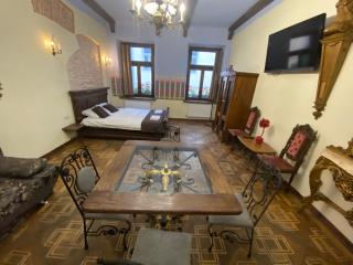 Апартаменти королівські на вулиці Лесі Українки 19 - Lviv - 6