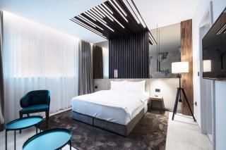 The Location Hotel - Belgrado - 0