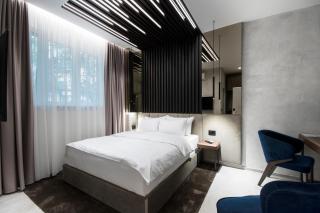 The Location Hotel - Belgrado - 7